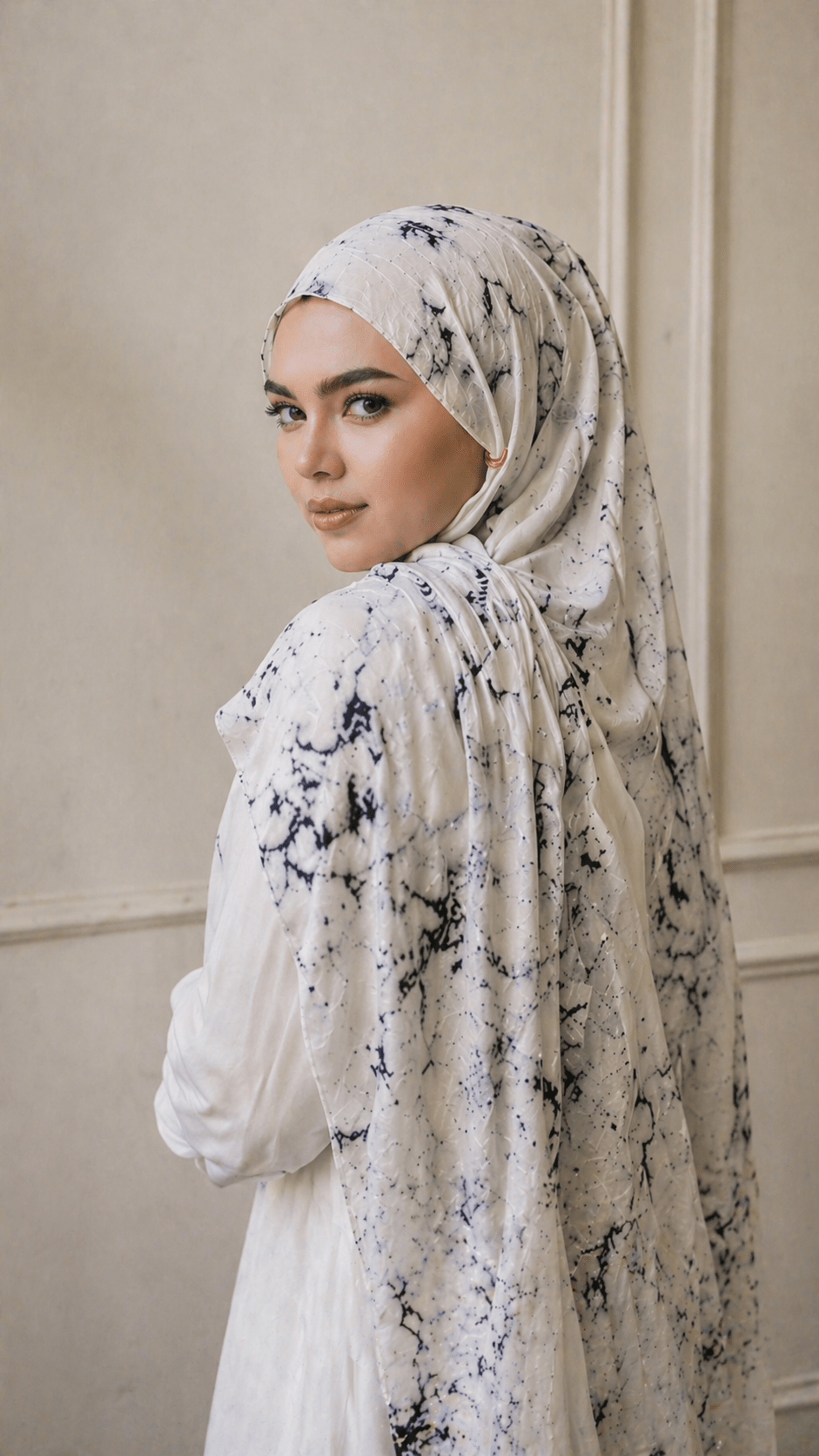 RY07 Marble Print Hijab Shawl – White & Black Watercolor Women's Head Scarf (80×180cm) - Raya