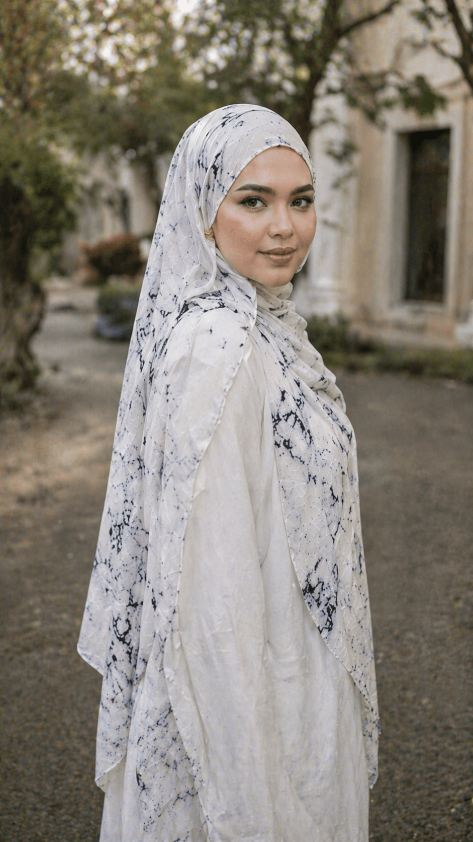 RY07 Marble Print Hijab Shawl – White & Black Watercolor Women's Head Scarf (80×180cm) - Raya