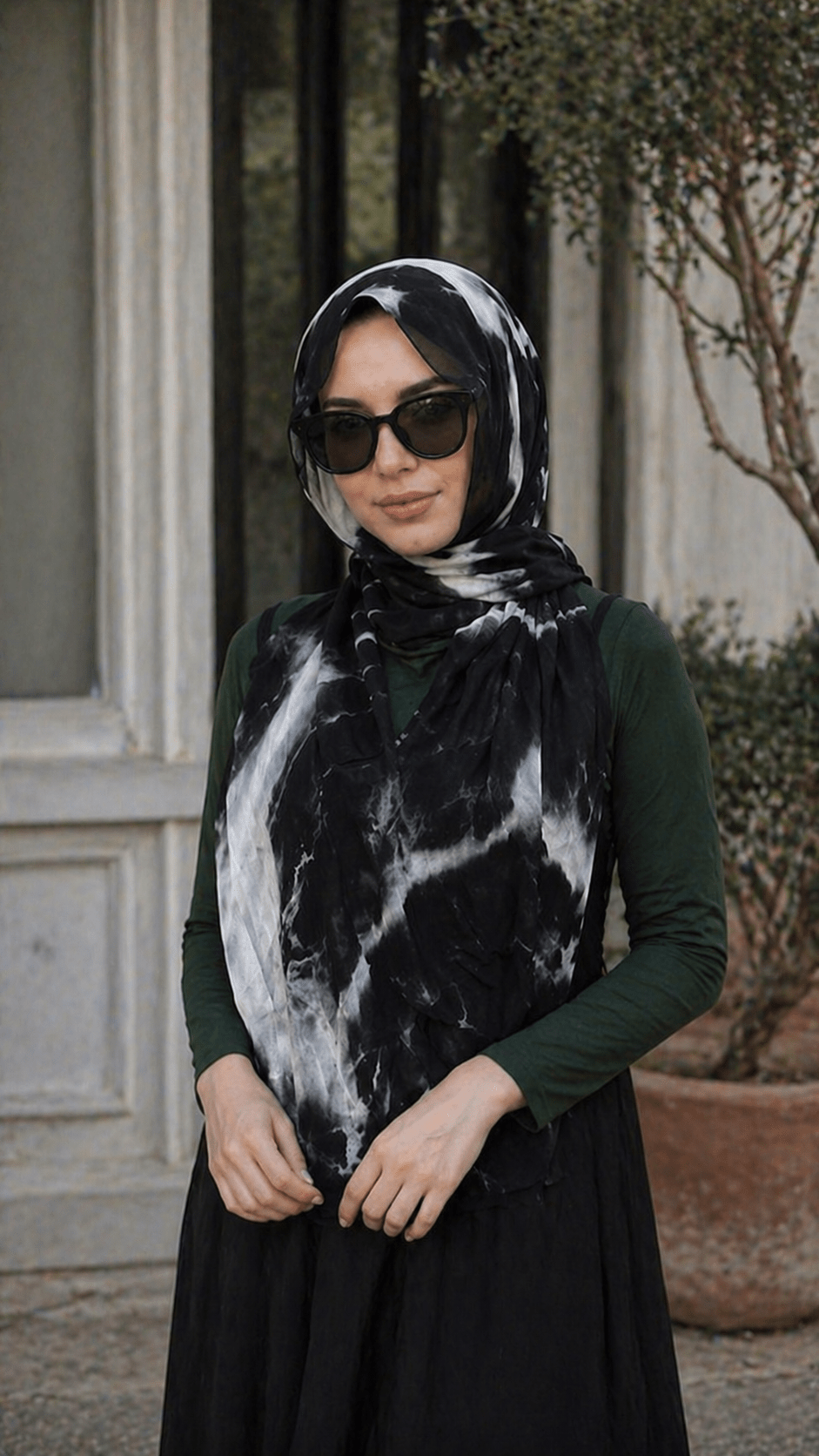 RY08 Black Marble Ink Wash Hijab Shawl – Bold Watercolor Women's Head Scarf (80×180cm) - Raya