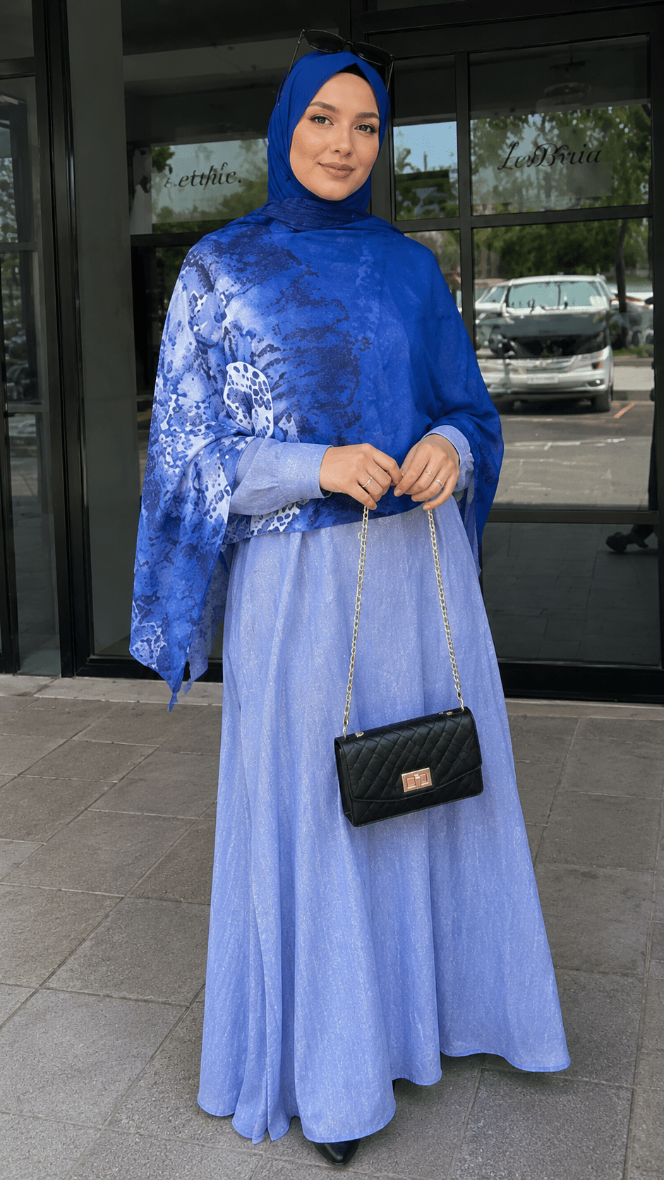RY110 Royal Blue White Porcelain Map Hijab Shawl – Blue Willow Women's Head Scarf (80×180cm) - Raya