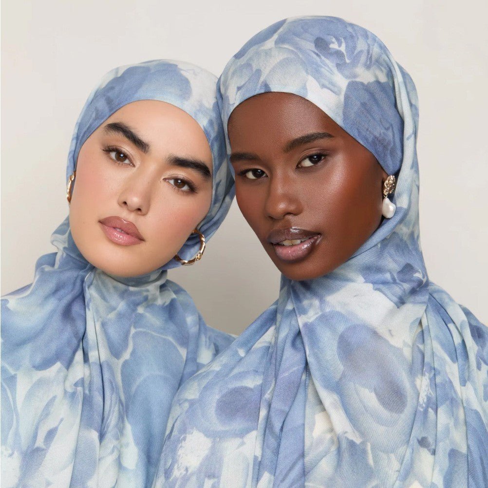 RY121 Powder Blue White Cloud Tie Dye Hijab Shawl – Sky Watercolor Women's Head Scarf (80×180cm) - Raya