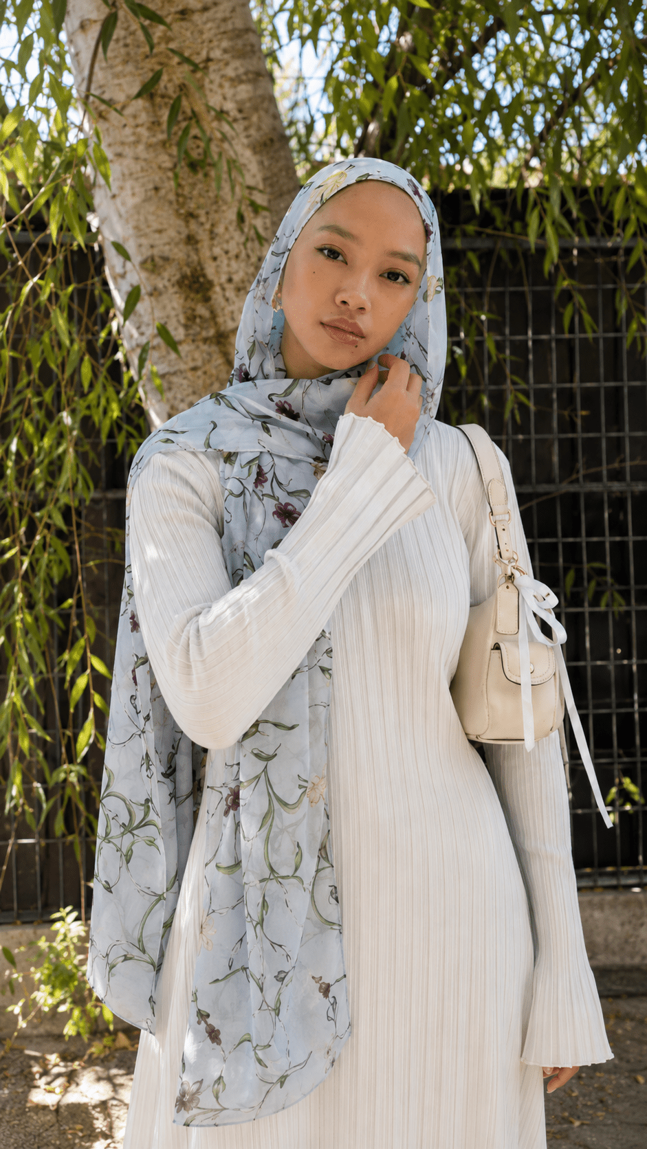 RY151 White Blue Green Purple Watercolor Vine Floral Hijab Shawl – Garden Women's Head Scarf (80×180cm) - Raya