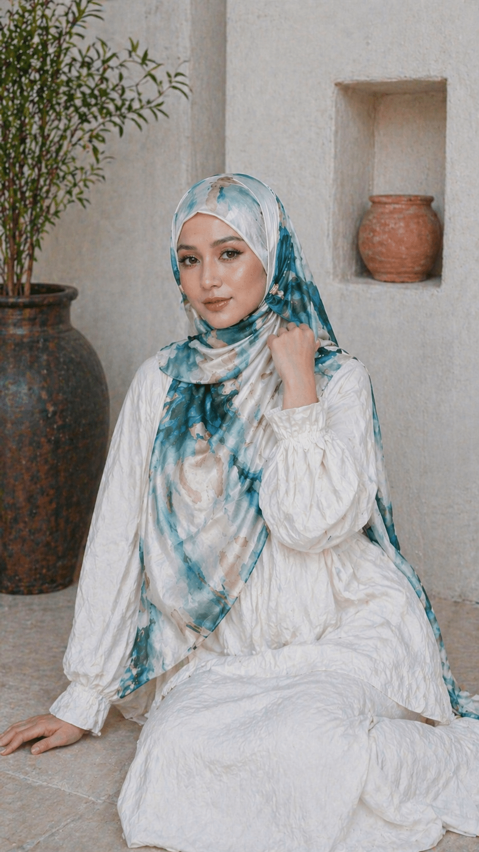 RY18 Teal Blue Marble Cloud Hijab Shawl – Ocean Watercolor Women's Head Scarf (80×180cm) - Raya