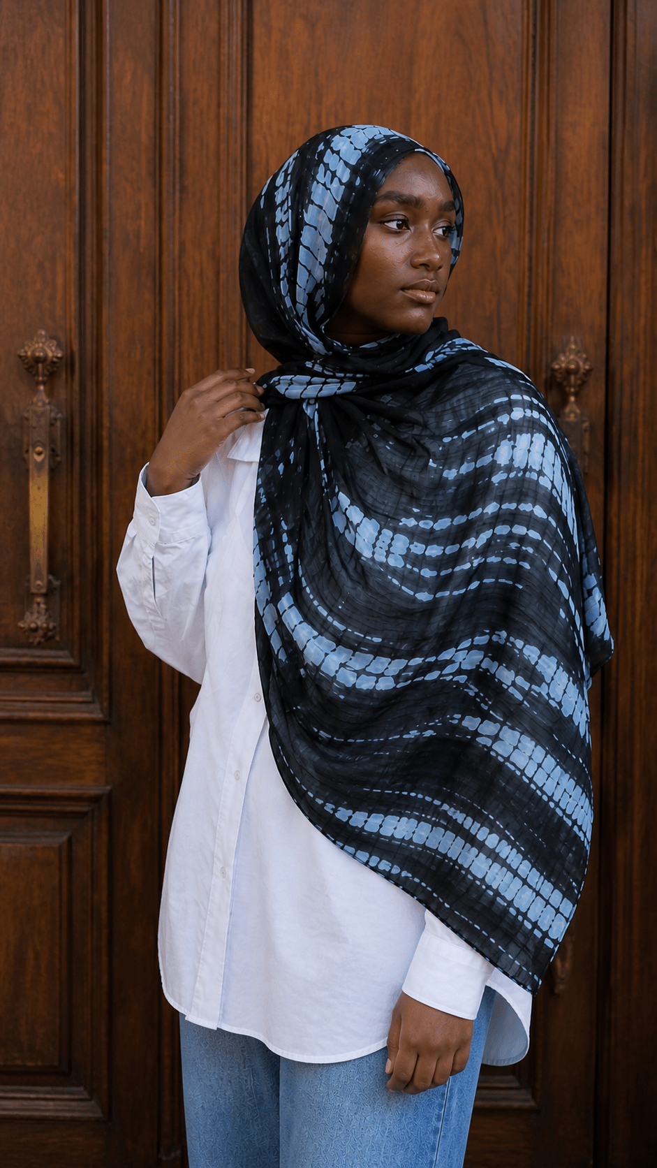 RY22 Black Shibori Grid Tie-Dye Hijab Shawl – Blue Grey Batik Women's Head Scarf (80×180cm) - Raya