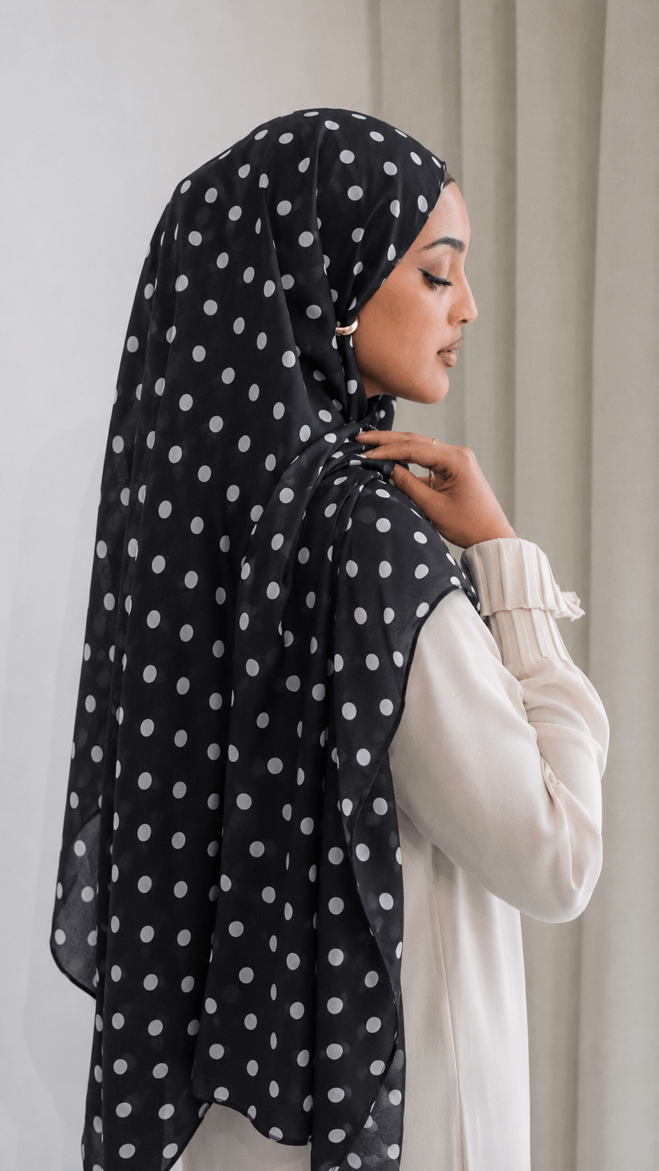 RY221 Black Polka Dot Printed Liquid Jersey Hijab – Soft Premium Drape Scarf - Raya