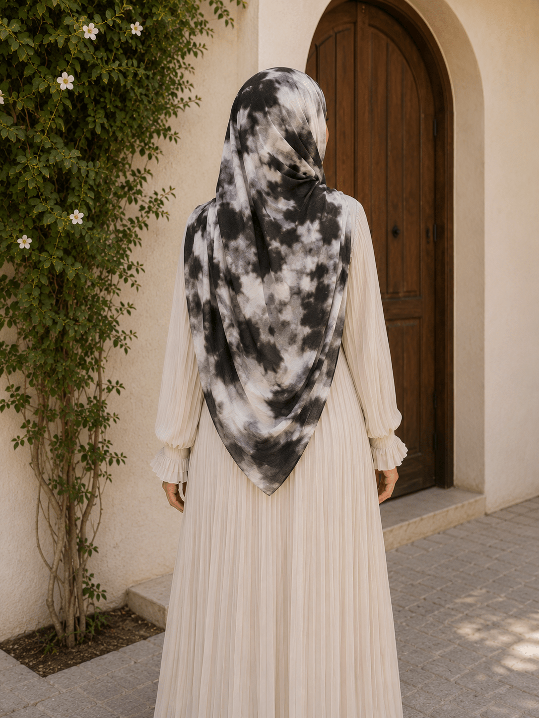 RY417 Black Marble Mercerized Cotton Jersey Hijab – Soft Stretch Scarf - Raya