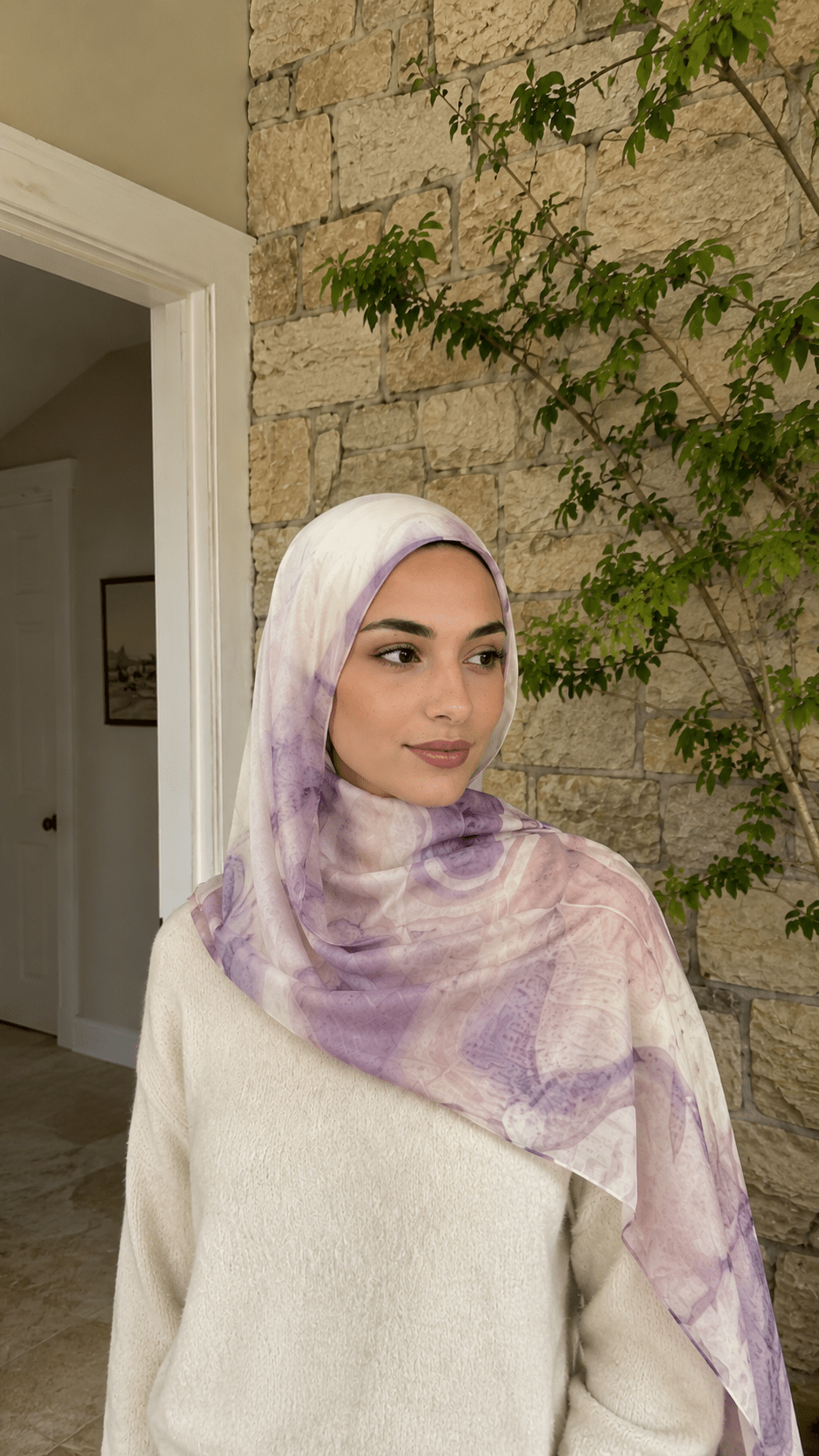 RY42 Lilac Watercolor Floral Hijab Shawl – Soft Purple Bloom Women's Head Scarf (80×180cm) - Raya