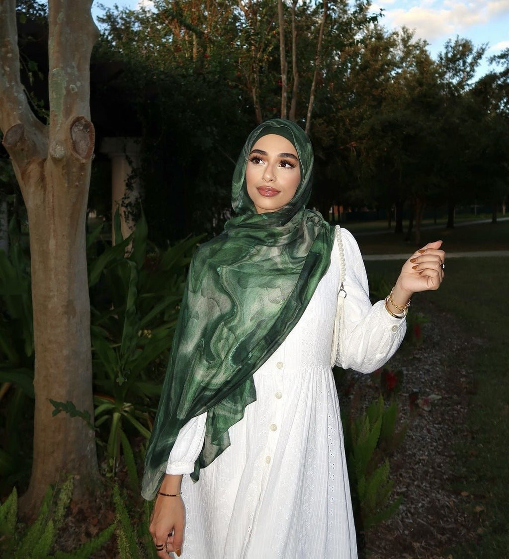 RY44 Forest Green Marble Ink Hijab Shawl – Emerald Watercolor Women's Head Scarf (80×180cm) - Raya