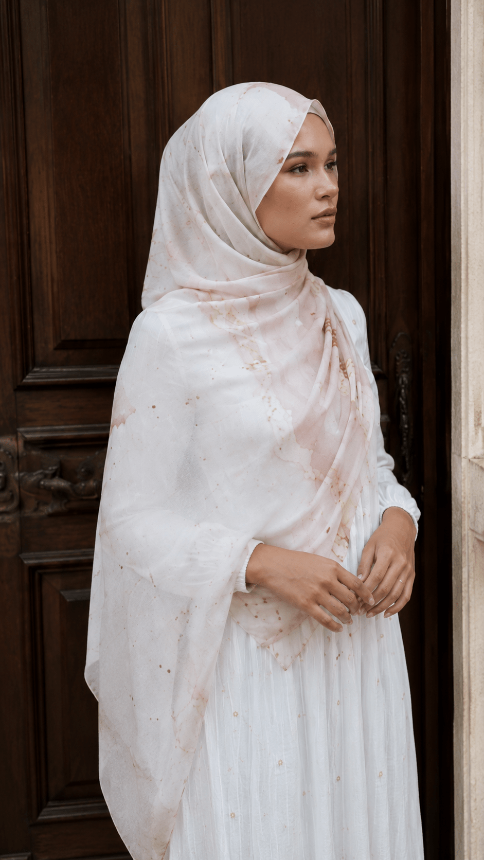 RY60 Ivory White Gold Stardust Hijab Shawl – Watercolor Speckle Women's Head Scarf (80×180cm) - Raya