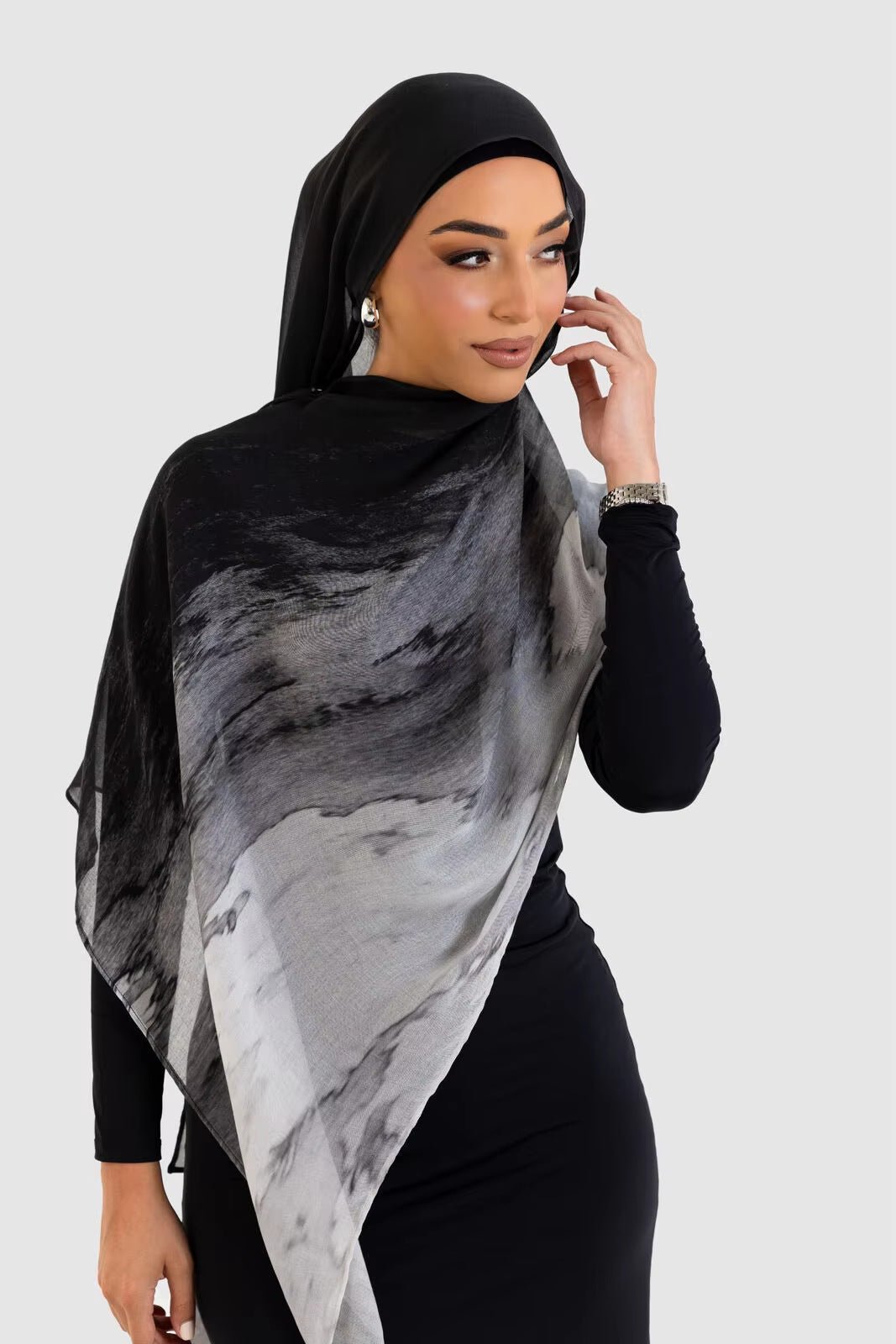 RY69 Black to White Marble Ink Flow Hijab Shawl – Storm Watercolor Women's Head Scarf (80×180cm) - Raya