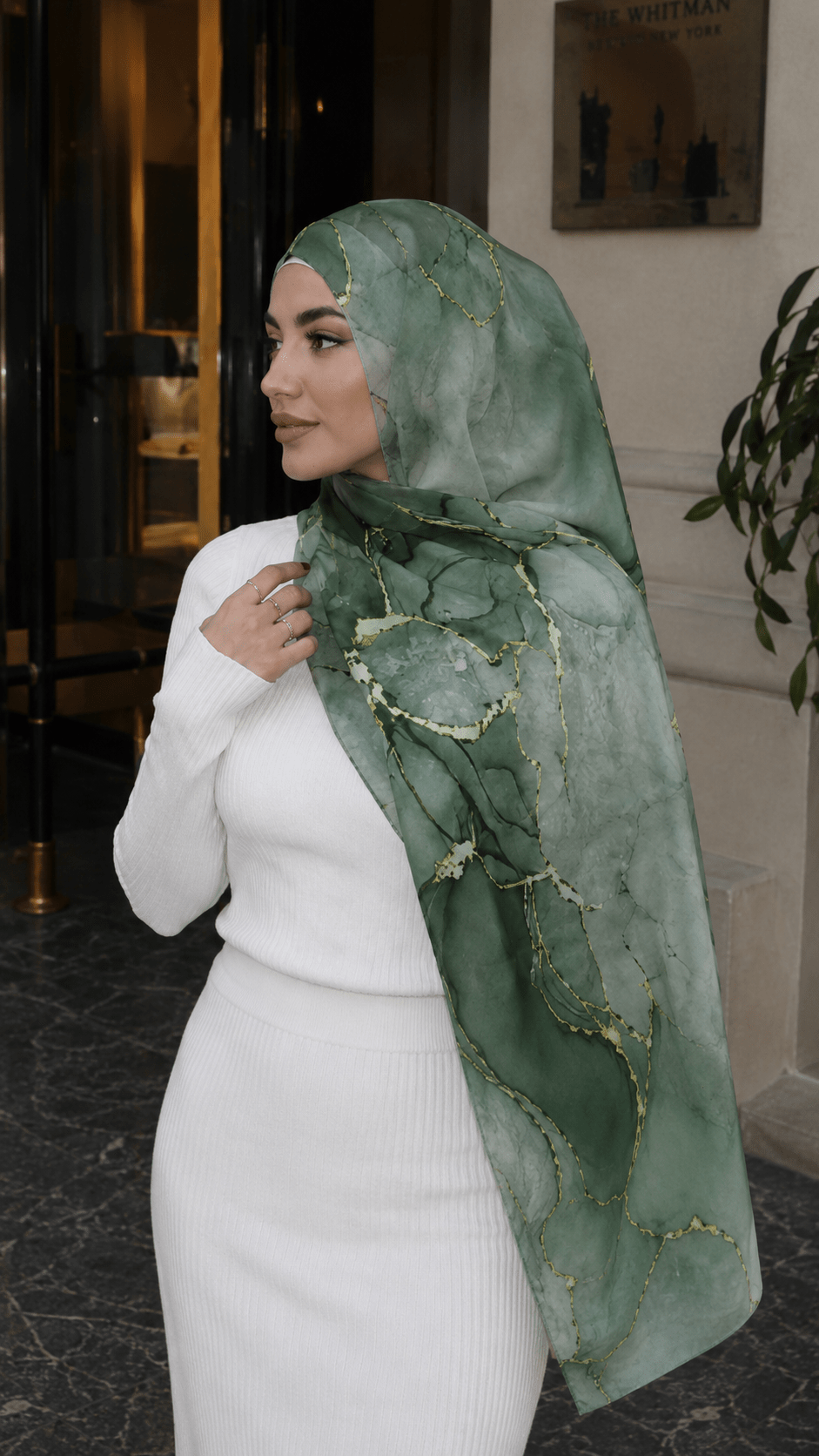 RY70 Moss Green Gold Leaf Vein Tropical Hijab Shawl – Botanical Watercolor Women's Head Scarf (80×180cm) - Raya
