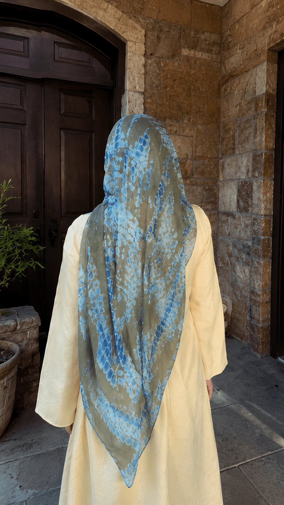 RY99 Olive Green Blue Grey Crackle Net Hijab Shawl – Shibori Texture Women's Head Scarf (80×180cm) - Raya